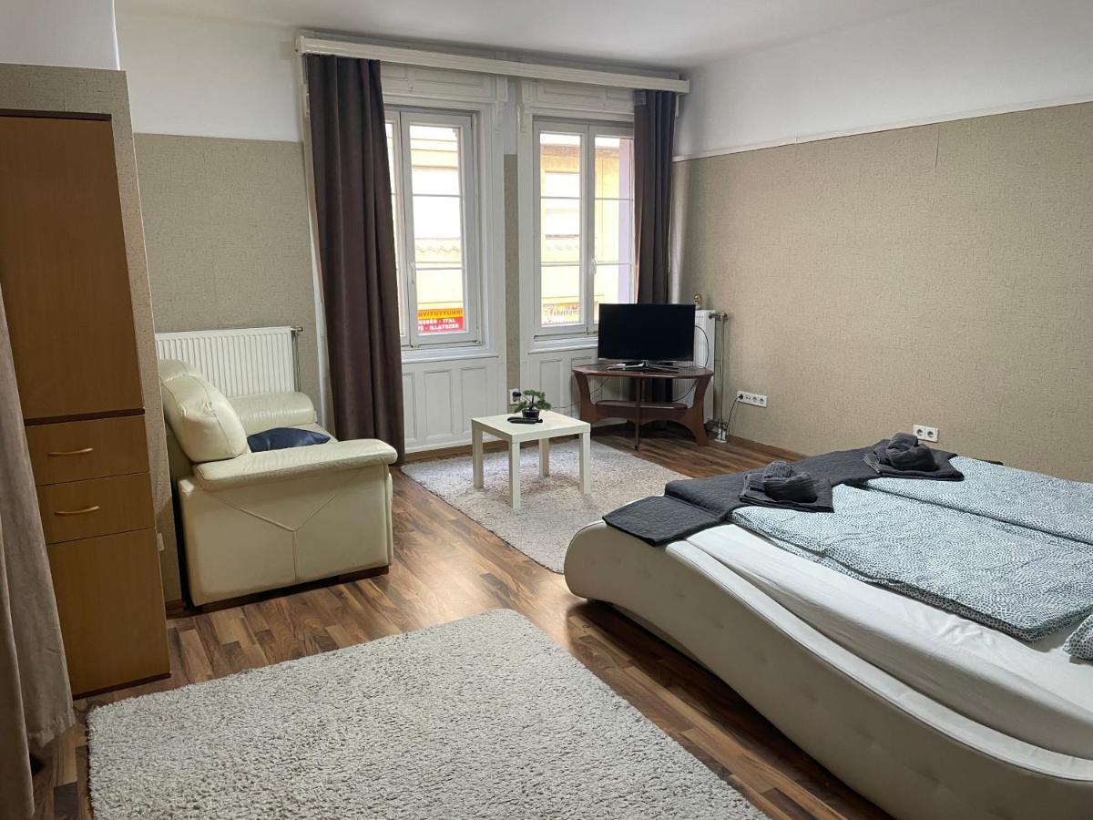 Apartment Lovely On Raday Corso *